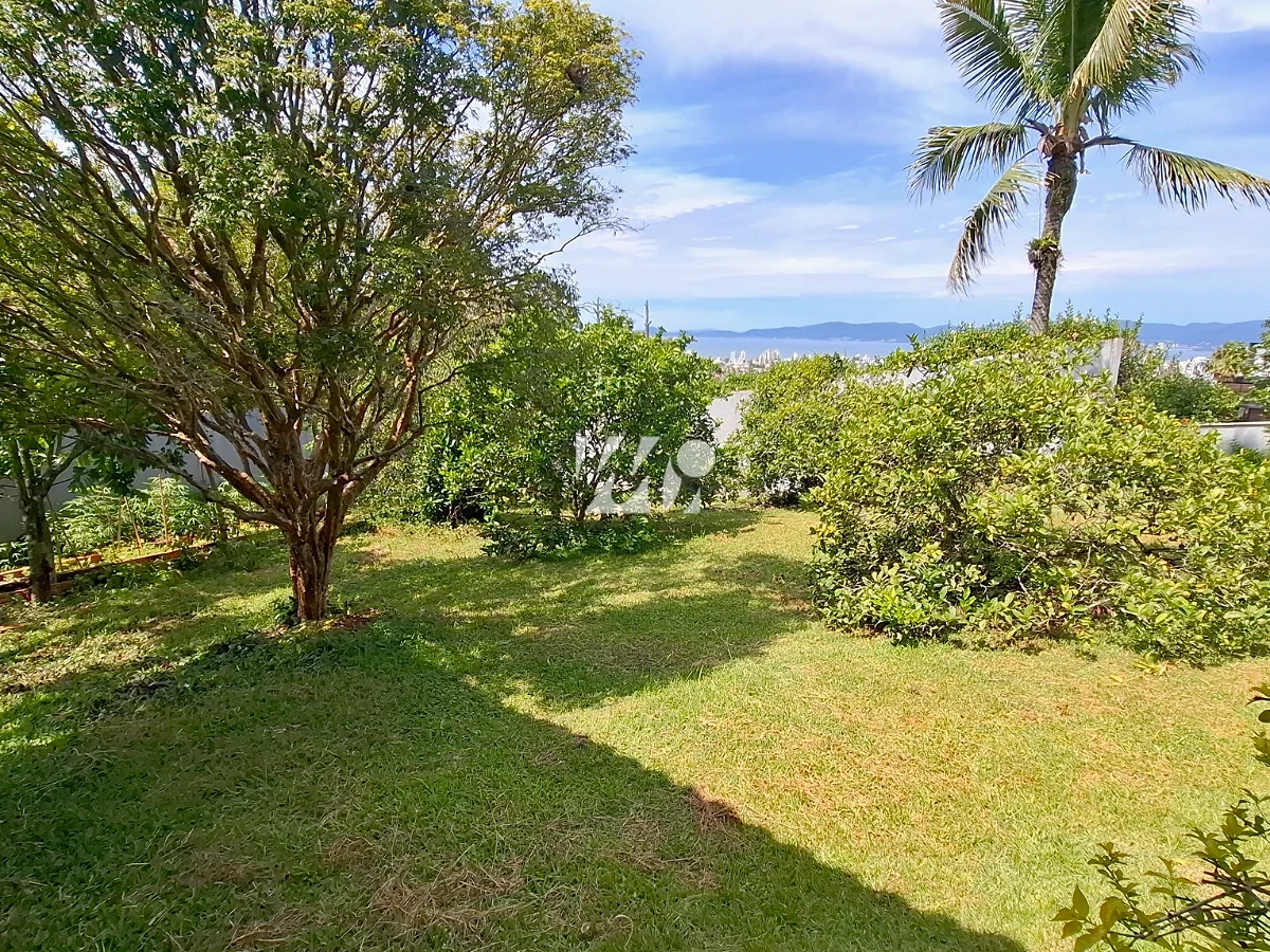 Casa em Bosque das Mansões, São José. 4 quartos, 302m². Imagem 35 de 37