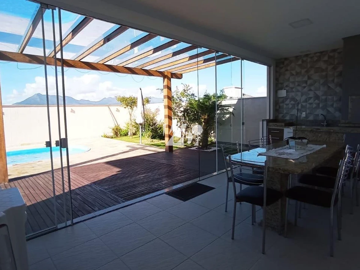 Casa em Pedra Branca, Palhoça. 4 quartos, 274m². Imagem 9 de 25