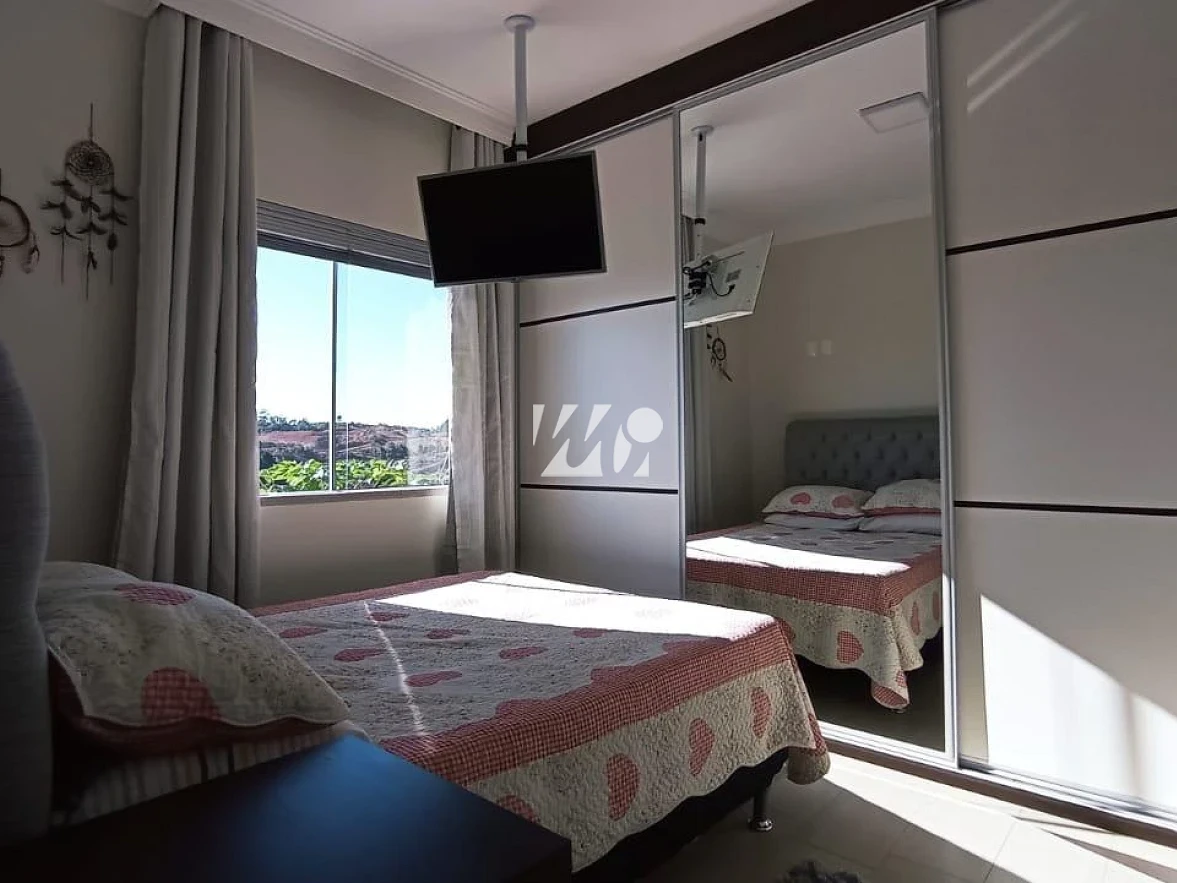 Casa em Pedra Branca, Palhoça. 4 quartos, 274m². Imagem 15 de 25