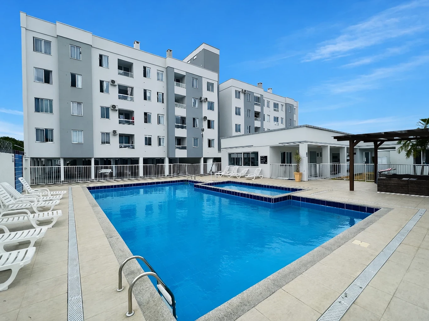 Apartamento em Barra do Aririú, Palhoça. 2 quartos, 53m². Imagem 5 de 17