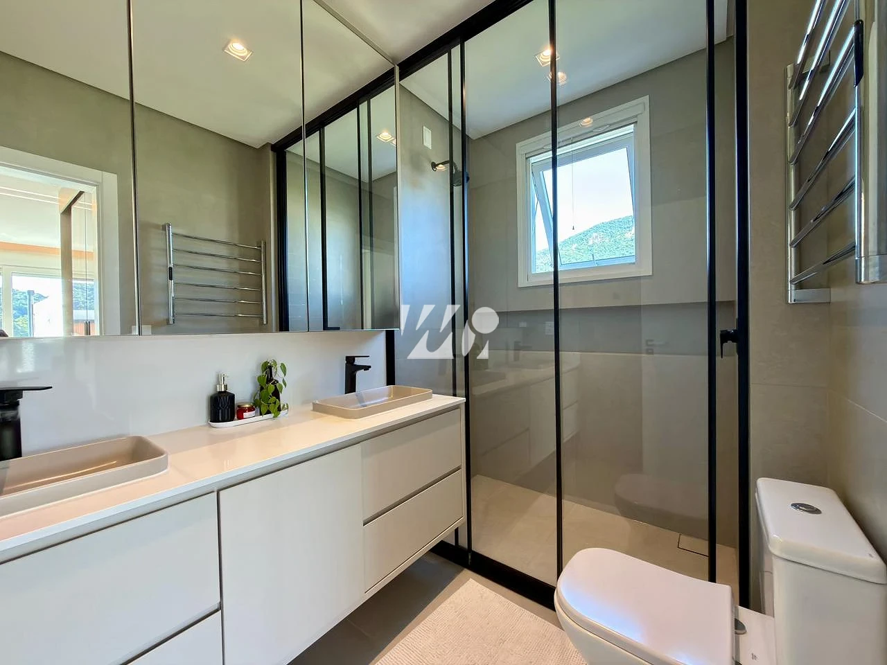Casa em Pedra Branca, Palhoça. 3 quartos, 301m². Imagem 12 de 19