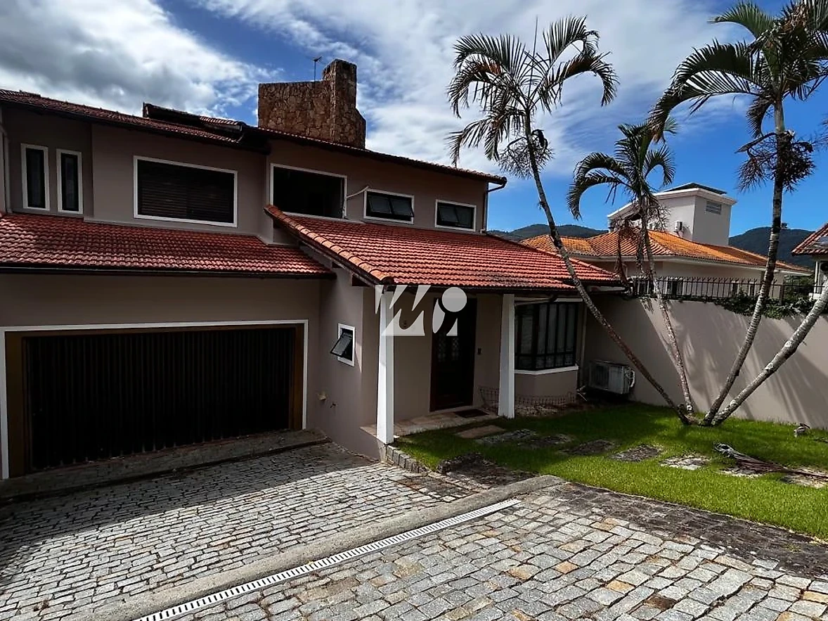 Casa em João Paulo, Florianópolis. 5 quartos, 305m². Imagem 1 de 20