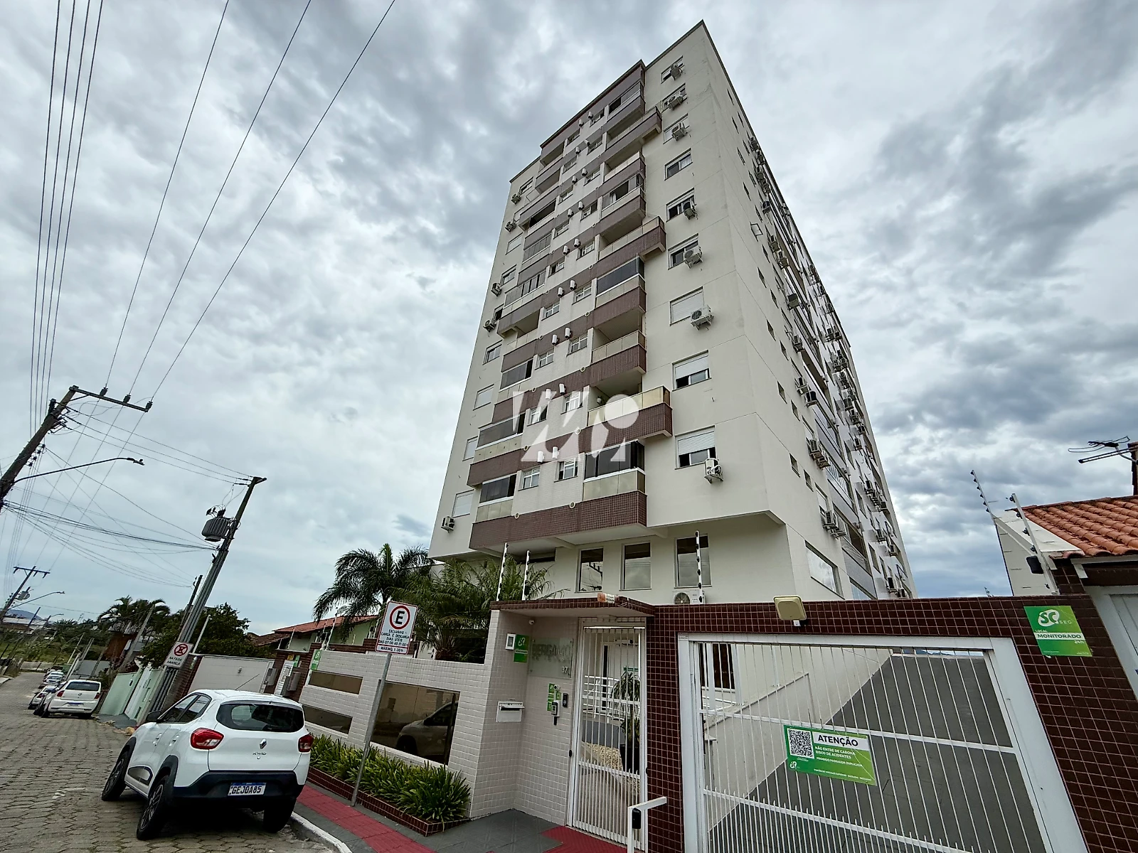 Apartamento em Passa Vinte, Palhoça. 2 quartos, 64m². Imagem 1 de 24