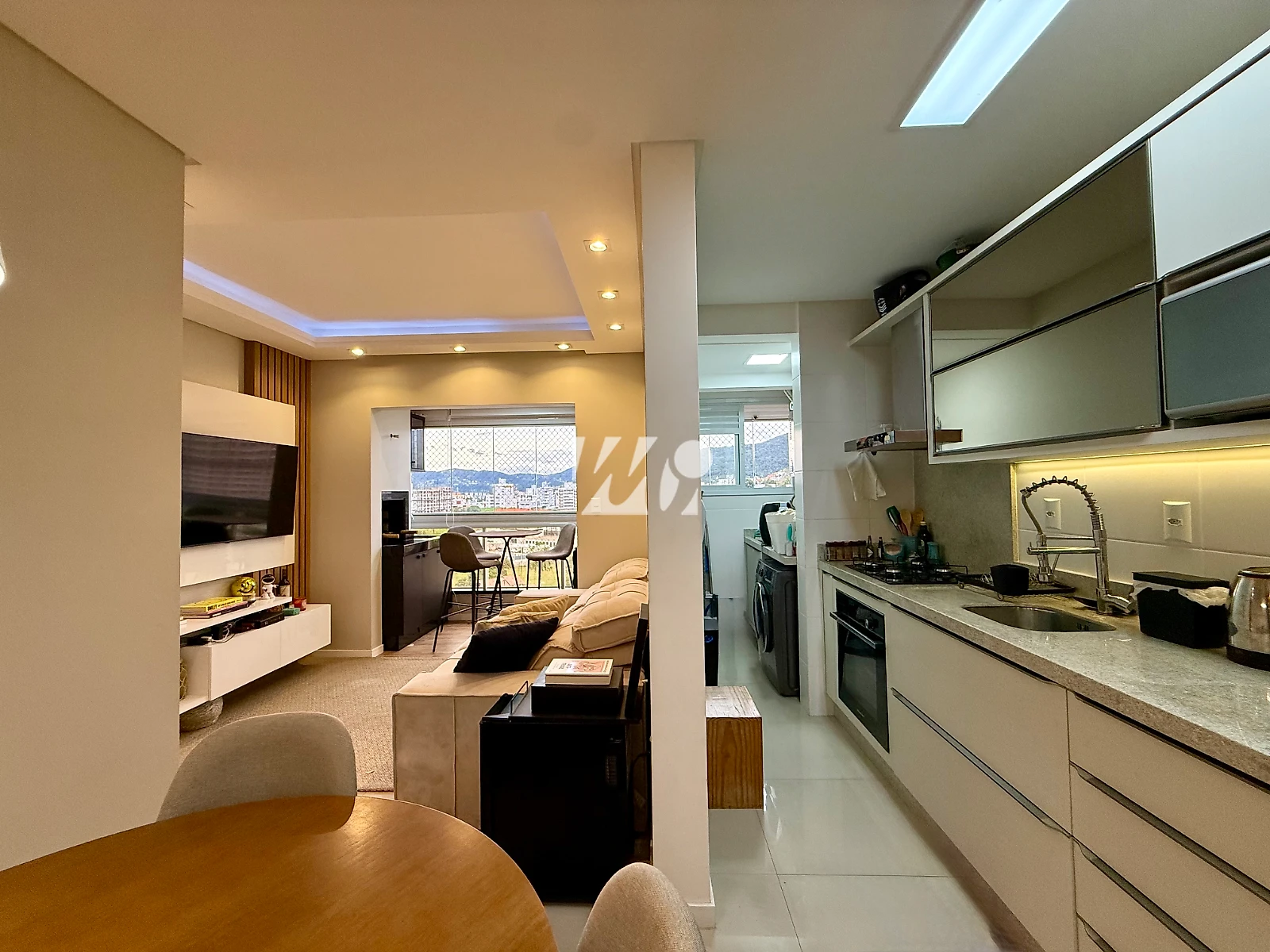 Apartamento em Passa Vinte, Palhoça. 2 quartos, 64m². Imagem 2 de 24