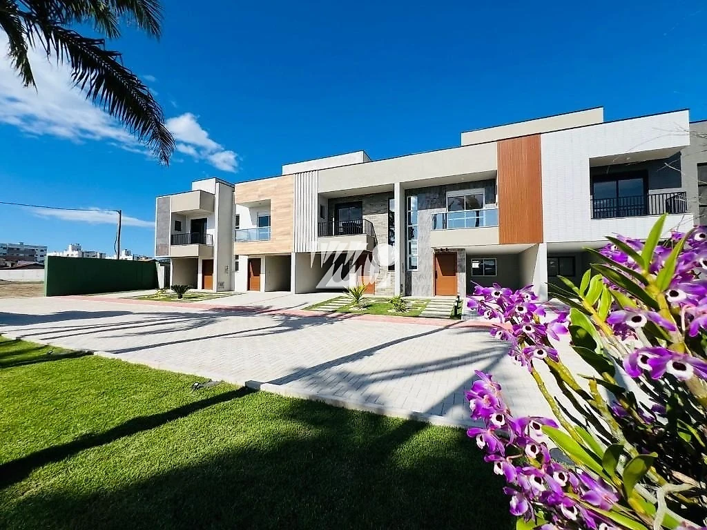 Sobrado Geminado em Sertão do Maruim, São José. 3 quartos, 118m². Imagem 2 de 21
