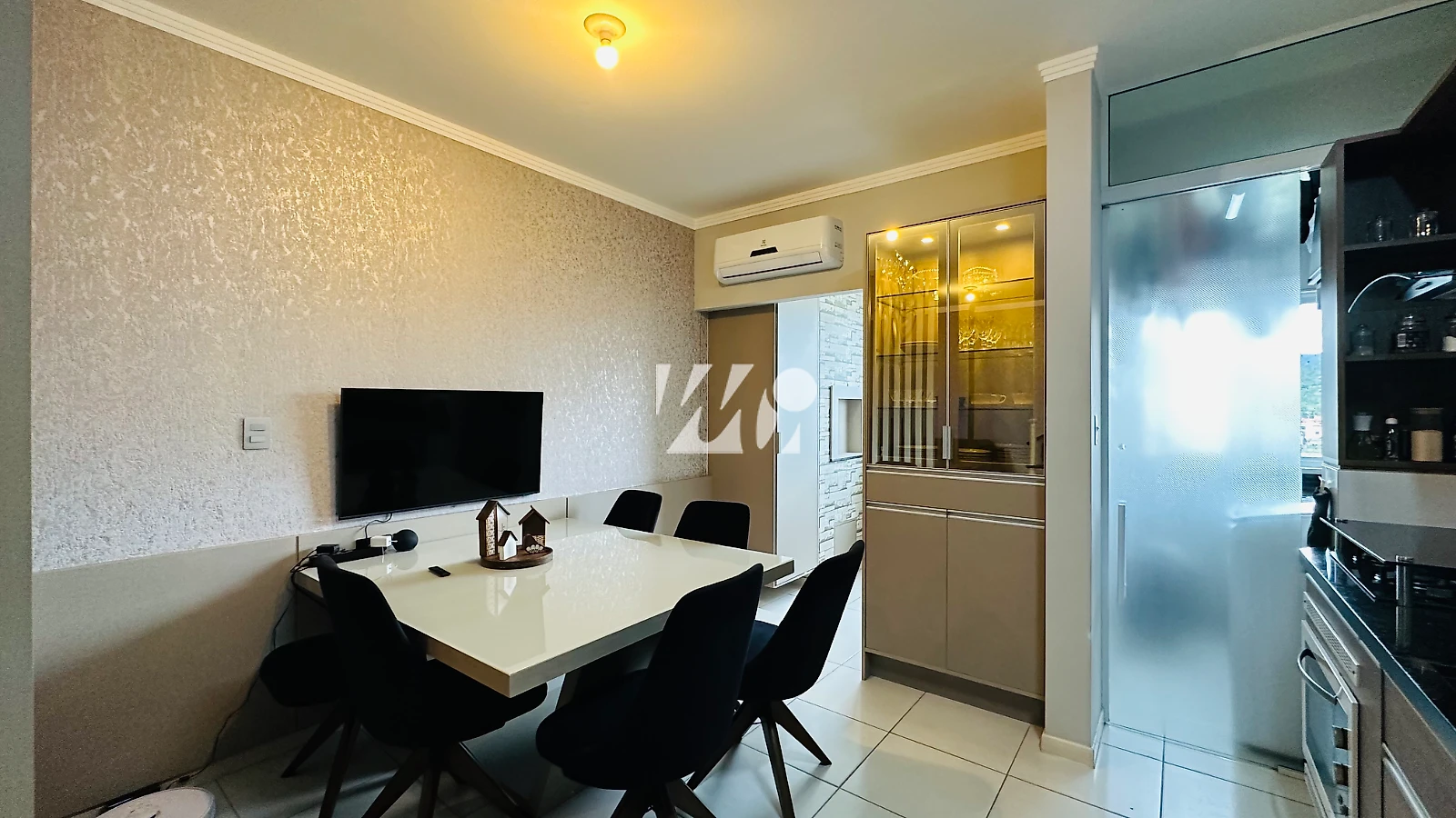 Apartamento em São Sebastião, Palhoça. 2 quartos, 6685m². Imagem 4 de 19