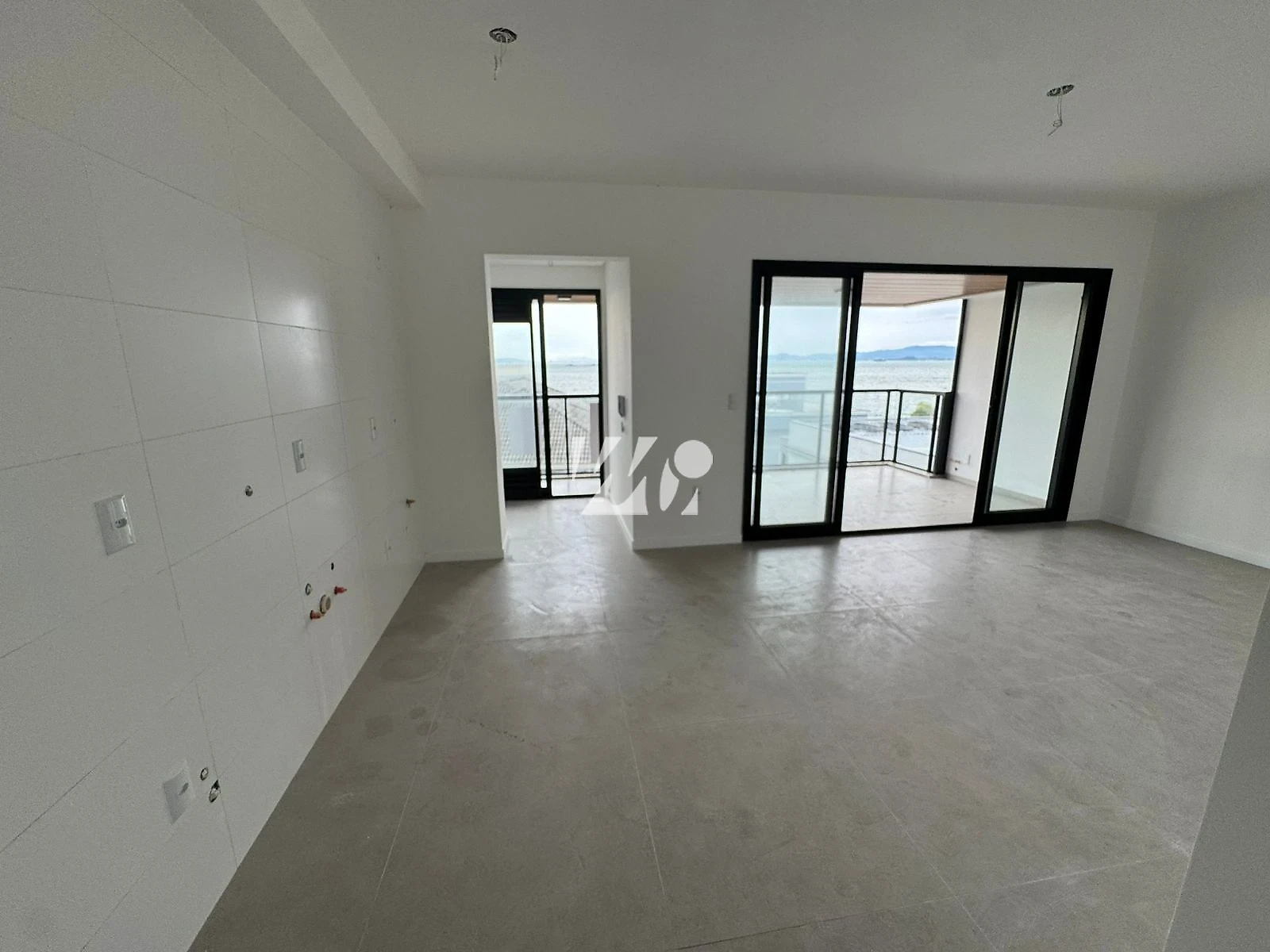 Apartamento em Praia de Fora, Palhoça. 3 quartos, 90m². Imagem 16 de 18