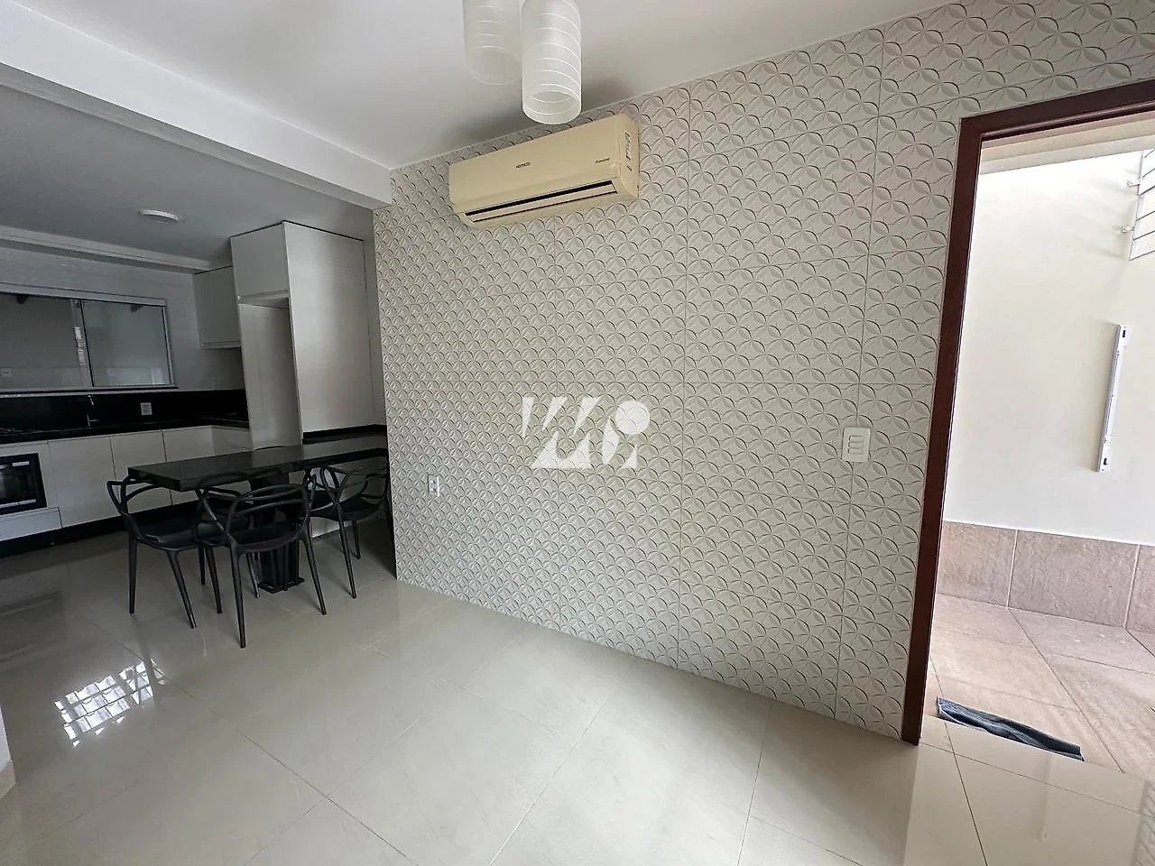 Sobrado Geminado em Bela Vista, Palhoça. 2 quartos, 58m². Imagem 2 de 21