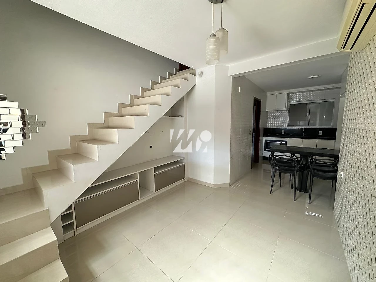 Sobrado Geminado em Bela Vista, Palhoça. 2 quartos, 58m². Imagem 1 de 21