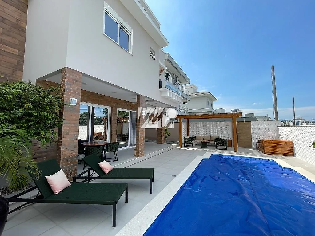 Casa em Pedra Branca, Palhoça. 3 quartos, 320m². Imagem 9 de 11