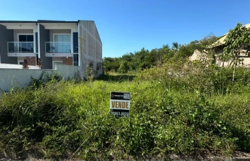Terreno com 0 quartos em Forquilhas, São José