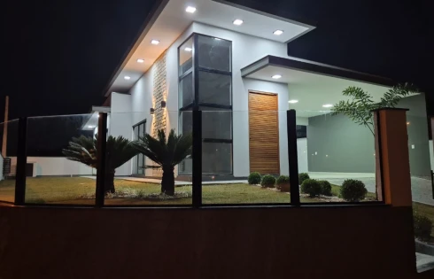 Casa com 3 quartos em Forquilhas, São José