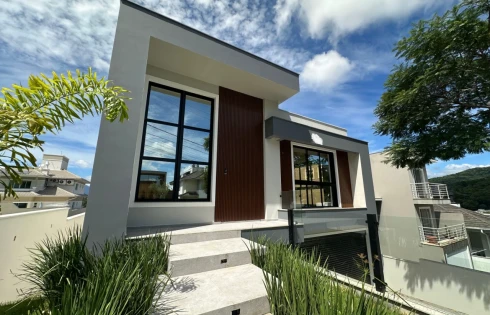 Casa com 4 quartos em Pedra Branca, Palhoça