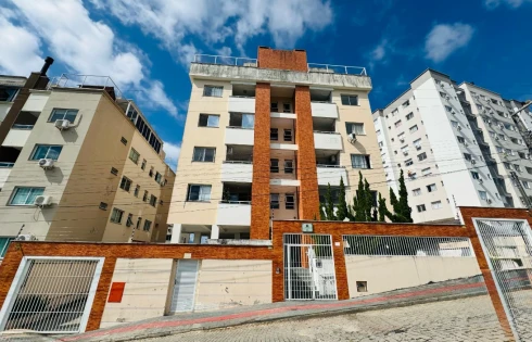 Apartamento com 2 quartos em Pedra Branca, Palhoça