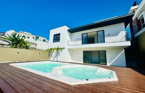 Casa com 3 quartos em Pedra Branca, Palhoça