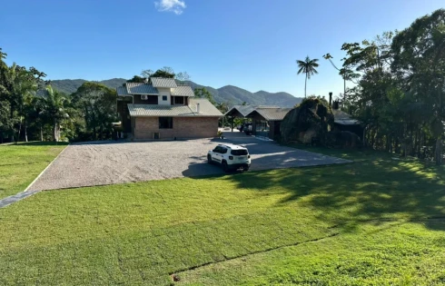 Sítio com 3 quartos em São Sebastião, Palhoça