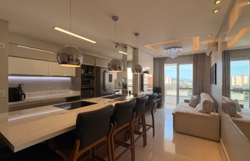 Apartamento com 3 quartos em Pagani, Palhoça