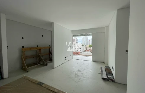 Apartamento em Kobrasol, São José
