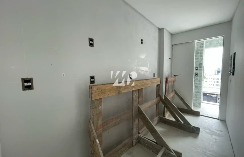 Apartamento em Kobrasol, São José
