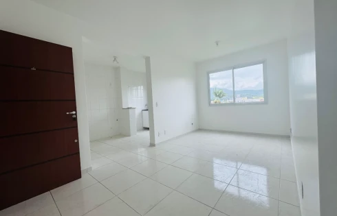 Apartamento com 2 quartos em Sertão do Maruim, São José