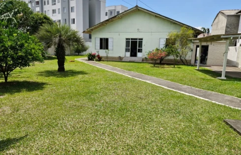 Casa com 4 quartos em Barra do Aririú, Palhoça