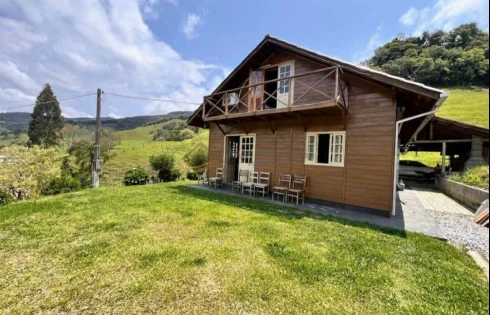 Mato Francês, Rancho Queimado