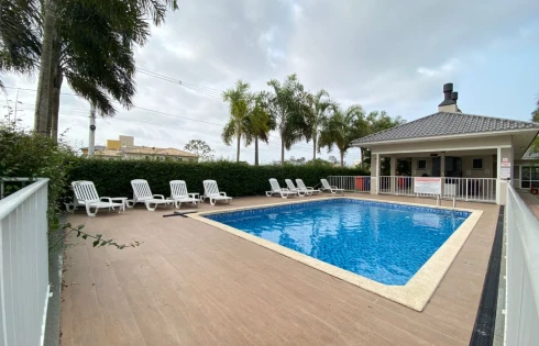 Apartamento com 2 quartos em Sertão do Maruim, São José