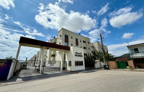 Apartamento com 2 quartos em São Sebastião, Palhoça