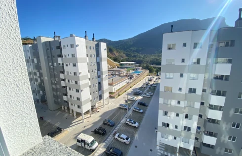 Apartamento com 2 quartos em Pedra Branca, Palhoça