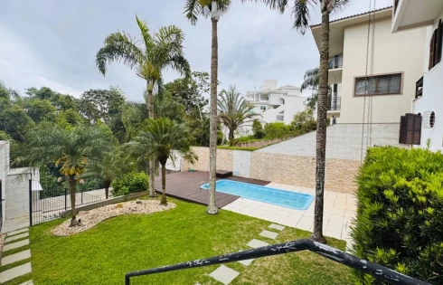 Casa com 3 quartos em Pedra Branca, Palhoça