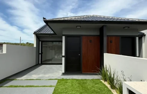 Casa Geminada com 2 quartos em Forquilhas, São José