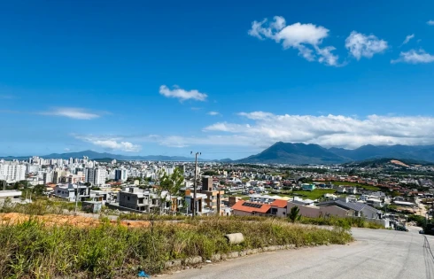Terreno com 0 quartos em São Sebastião, Palhoça