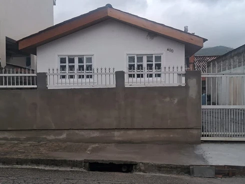 Casa com 2 quartos em São Sebastião, Palhoça