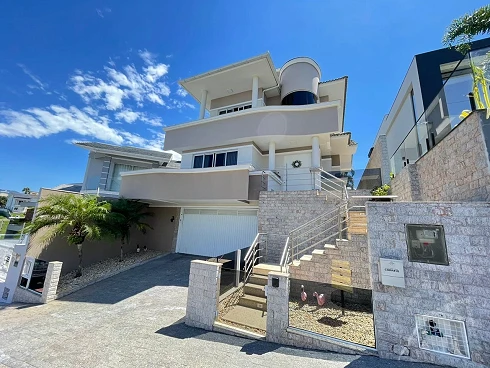 Casa com 4 quartos em Pedra Branca, Palhoça