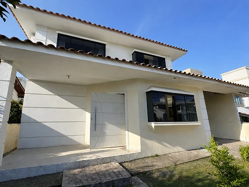 Casa com 4 quartos em Pedra Branca, Palhoça