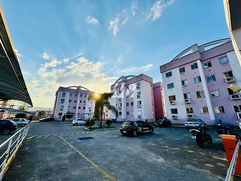 Apartamento em Aririú, Palhoça