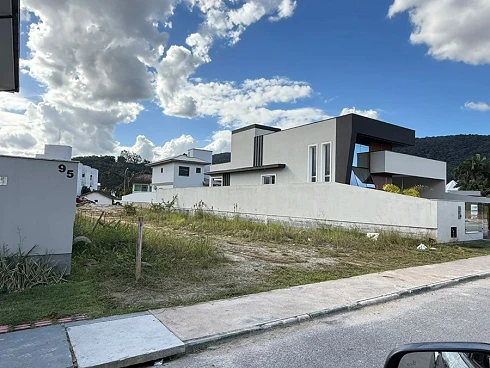 Terreno em Vila Becker, Santo Amaro da Imperatriz