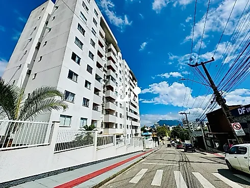 Apartamento com 2 quartos em Pagani, Palhoça