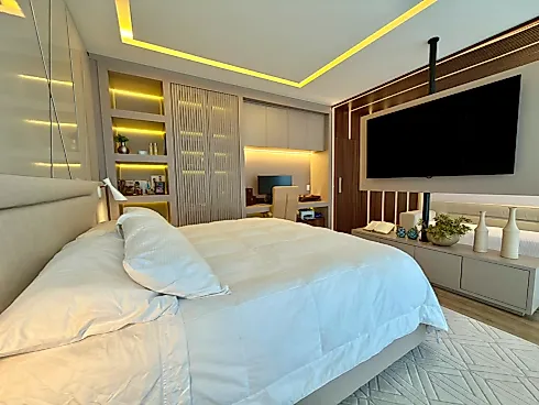 Thumbnail 15