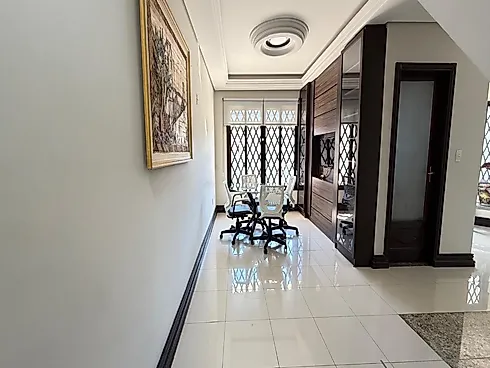 Casa 4 Quartos com 3 Suítes - Centro - Foto 6