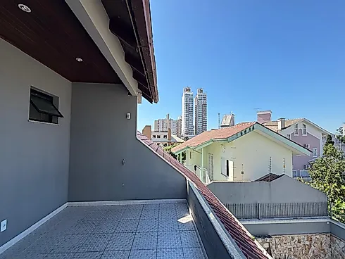 Casa 4 Quartos com 3 Suítes - Centro - Foto 29