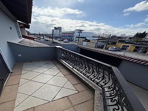 Casa Residencial/Comercial com 4 Quartos e Suíte – 430 m² - Foto 17
