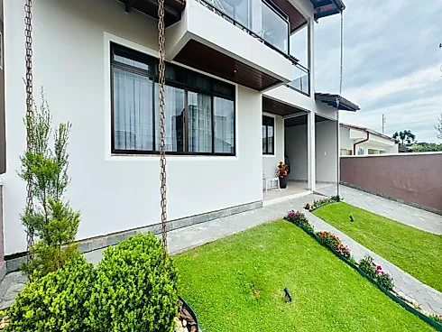 Casa 3 Quartos com 1 Suíte - Centro - Foto 1