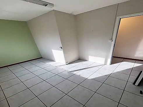 Sala Comercial em Excelente Localização no Bairro Kobrasol - Foto 7