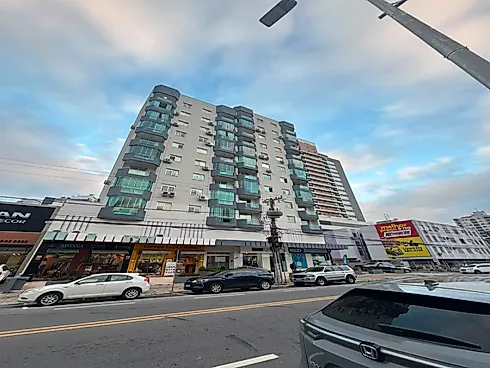 Apartamento Semi Mobiliado com 3 Quartos no Kobrasol - Apartamento em Kobrasol, São José - Foto 2