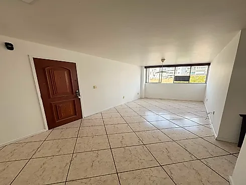 Apartamento em Kobrasol, São José