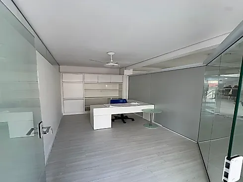 Sala Comercial à Venda no Boulevard Nair Vieira de Frente para a Rua - Foto 7