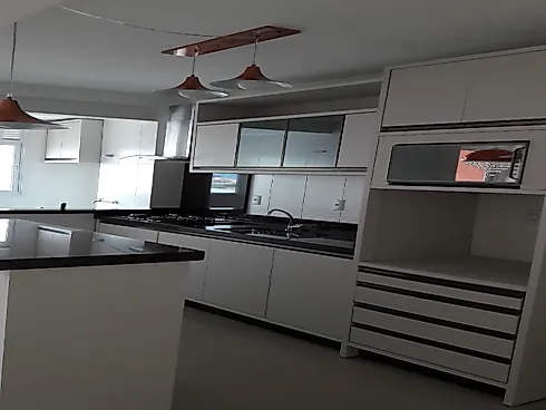 Lindo Apartamento Semi Mobiliado com 3 Quartos sendo uma Suíte, Sala com Sacada e  Churrasqueira, Cozinha Toda Planejada, Banheiro, Área de - Foto 7