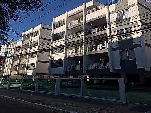 Apartamento de 2 Quartoscom Excelente Localização de Frente ao Calçadão do Kobrasol. - Apartamento em Kobrasol, São José - Foto 1