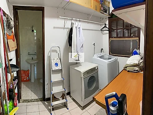 Amplo Sobrado à Venda em Barreiros, em Excelente Localização. - Foto 6